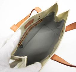 Refurbished Louis Vuitton Reade PM Monogram Vernis Handbag - Reebelo US