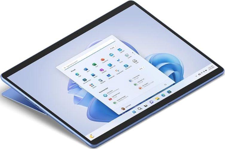Microsoft Surface Pro 9 - 256GB - WiFi - Intel Core i5-1235U 4.4GHz - 8GB RAM - Sapphire